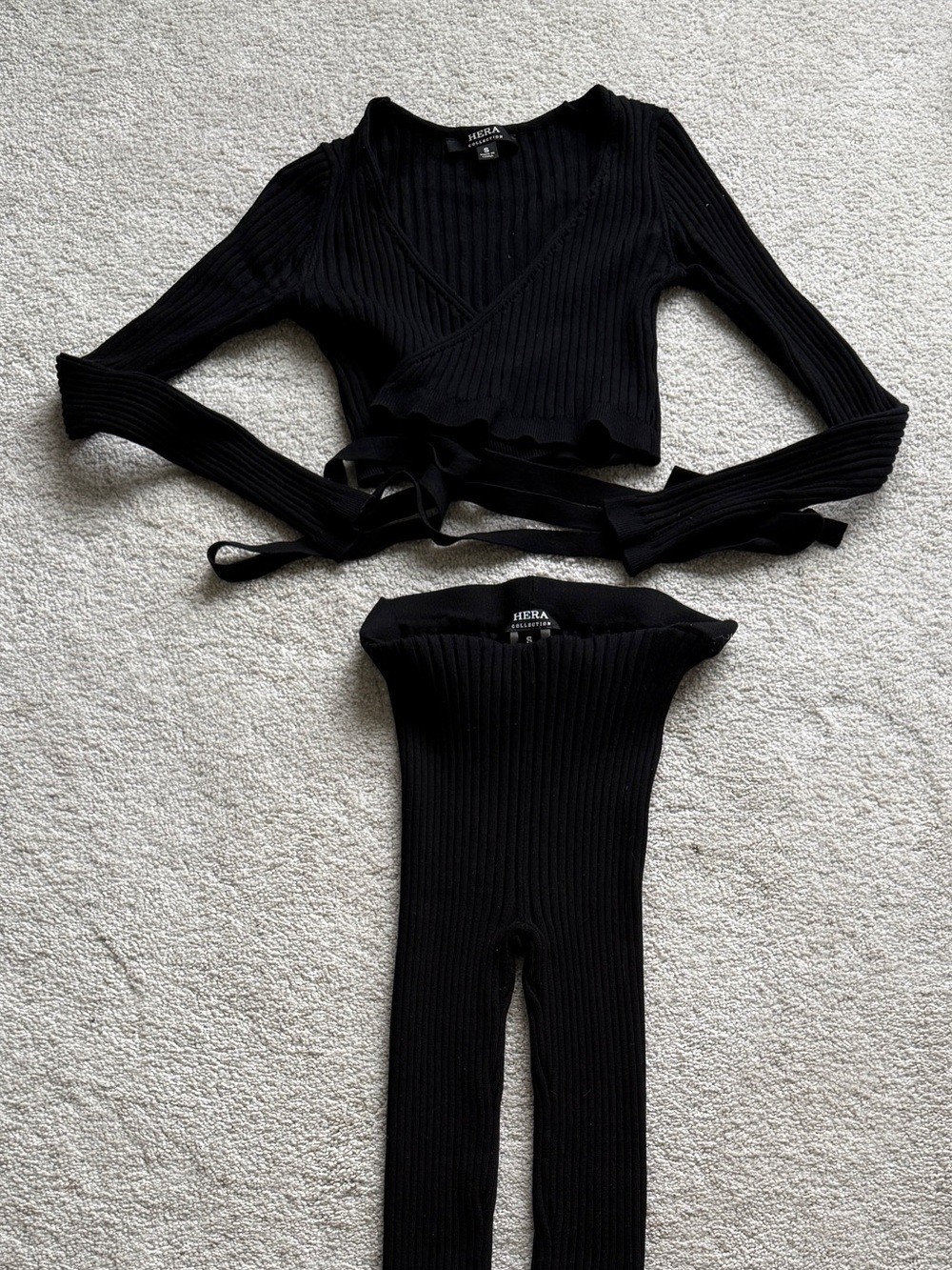 Hera Black Ribbed High-Waist Knit Leggings